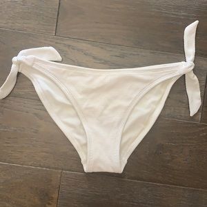 woman’s small bikini bottoms